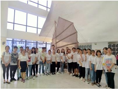    Học viên trường Đào tạo Cán bộ Nguyễn Văn Cừ tham quan, học tập và trải nghiệm tại bảo tàng Quảng Ninh