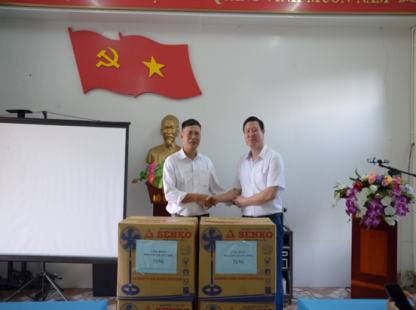 Công đoàn Bảo tàng Quảng Ninh tổ chức hoạt động từ thiện chào mừng thành công Đại hội Công đoàn Sở Văn hóa & Thể thao và Công đoàn Bảo tàng Quảng Ninh nhiệm kỳ 2023 - 2028