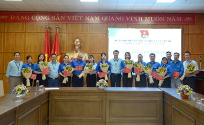 Lễ trưởng thành đoàn của Chi đoàn Bảo tàng Quảng Ninh 